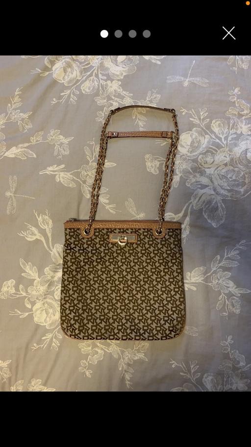 Buy & Sell East London Maryland - East London - Photos for DKNY Bag