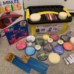 11 paint tubs 
5 sponges 
3 snazaroo glitters 
18 paint brushes 
1 storage caddy 
2 face painting books 
6 face painting pens 
6 face paint lipsticks 
*52 pieces in total*

Website photo to show of what was originally bought - £47.99. 

Collect Mitcham