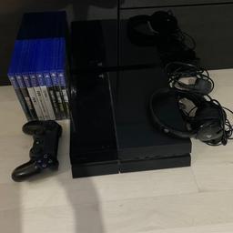 PS4 500gb bundle 
Very good condition, been kept in a vinyl cover
1 controller 
8 games 
1 headset 

Full factory reset