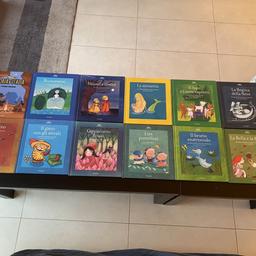 Vendo 12 libri per bambini con le favole dei più famosi cartoni animati. 
Vendo tutto insieme o separatamente.
Il prezzo è inteso per tutto il lotto