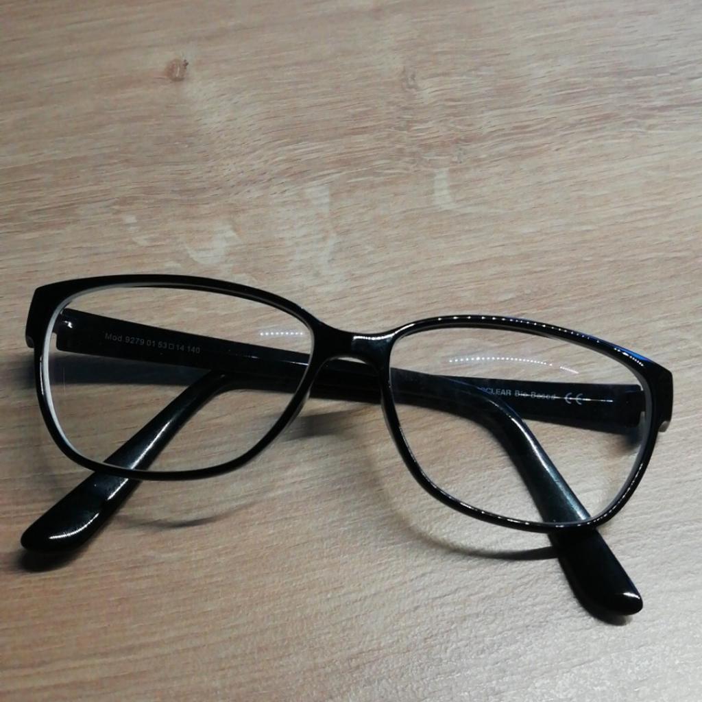 - verkaufe neuwertige Brille
- schwarz
- keine Kratzer
- ecoclear biobased
- Selbstabholung in Schwaz oder Versand möglich