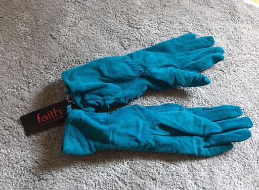 Buy & Sell Lancashire Preston - Photos for Faith Suede Gloves - New