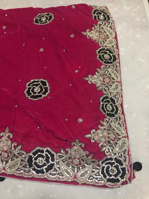 Buy & Sell North London Ponders End - North London - Photos for Half pink velvet & half black chiffon saree