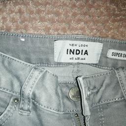 Size 8 new look skinny jeans
Worn once.