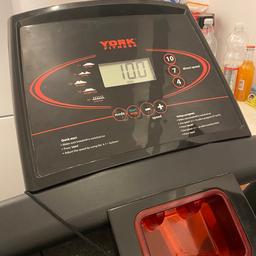 Electric York treadmill  5 programmes and auto start , maximum speed 13 , very good condition , not used as do not have the room
