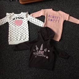 Aged 2-3 years
Perfect condition been stored away 
Back 2 can be worn as a dress with leggings/ jeans etc 
I can sell separate if you wished 
COLLECTION only at a social distance