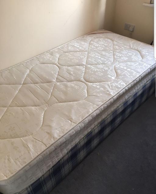 Buy & Sell West Midlands Walsall - Photos for Lovely Single Divan Bed & Mattress Can Delivr