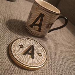 Anthropologie "A" mosaic tile mug set for sale 

Includes mug and coaster with initial "A" on both 

Brand new in the box. A really nice, quirky high quality gift

RRP £16

All items come from a pet and smoke free environment 

Collection from SE12 or I can post for an additional £3.20

Any questions, please ask