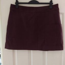New without tags beautiful skirt fully lined with side zip fastening and front pocket. 

From smoke & pet free home. Collection from Brockwell but will post if you cover cost. 

I am happy to combine postage on additional items purchased.