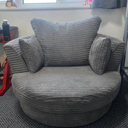 Grey swivel cuddle chair. 
In very good condition 
I had it for my kids room but it’s just to big for what I needed .