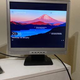 PC LCD monitor
21.6 inch

Comes with vga cable (vga to vga) to connect to laptop/tv etc

Does not come with power cable. Power cable damaged and I won’t be able to sell it with the monitor for safety reasons. I would recommend getting one of amazon etc - see pic for detail

Collect from London, SE19