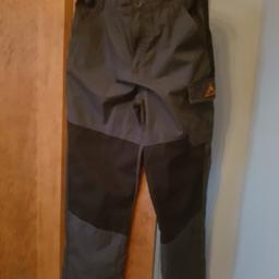 Lightweight black grey walking / active trousers 
age 9-10

Collection only SE9 New Eltham no posting clean smoke free pet free home
 please see my other items