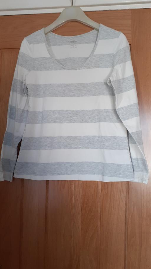 Buy & Sell West Midlands Dudley - Photos for Ladies Top