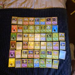 Small bundle of Pokémon base set cards 1995/1999,,