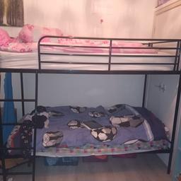 single

has damage and screw missing hence the price.

can be used for guest room, student house or temporary use. 

mattresses not included

UK Delivery Available