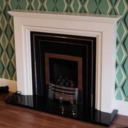 Perfect condition a few year old
Wood surround
cast iron gas fire