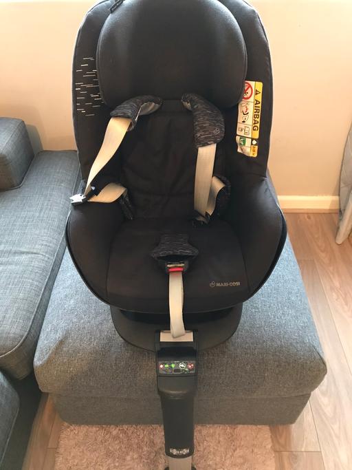 Buy & Sell Derbyshire South Derbyshire - Photos for Maxi cosi Pearl isize car seat & base