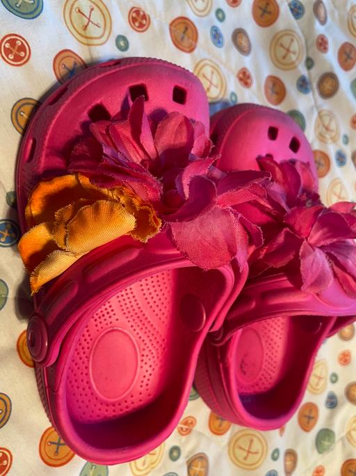 Buy & Sell South West London Richmond upon Thames - Photos for Little Girls Slipper