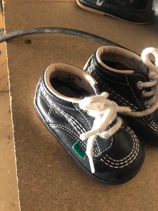 Buy & Sell Hertfordshire Broxbourne - Photos for Baby size 6 genuine kickers