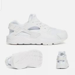 these are new in box 
they are labelled as a size UK 11.5 kids size but huraches seem to come uo smaller so listing these as around a size 10 foot size on a child maybe around 4/5 year olds size. 
can post for £4