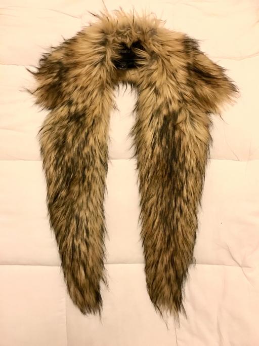 Buy & Sell South East London Plumstead - South East London - Photos for BRAND UNREAL FUR SCARF