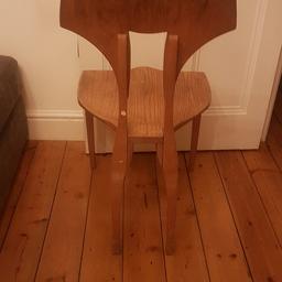 solid wood dining chairs
a renovation project that never got under way!! collection from islington or can deliver if not too far...SENSIBLE OFFERS ONLY......THESE ARE NOT FREE BUT ARE OPEN TO OFFERS