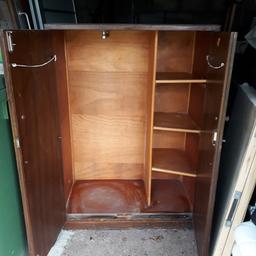'Tudor Rose Gentleman's Wardrobe'. Would make great up-cycle project, also as a baby/child's wardrobe. Solid wood.

height: 120cm
width: 84cm
depth: 46cm

Pick up only from Hoylake (CH47)