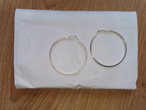 Buy & Sell South West London East Bedfont - South West London - Photos for Earring