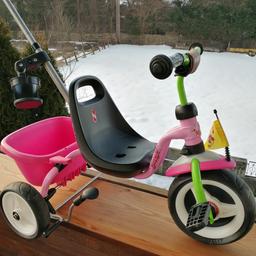 Verkaufe Puky Mädchen Dreirad mit Schiebestange und Getränkehalter