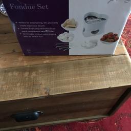 Ceramic heart fondue set only been used once been stored in back of cupboard