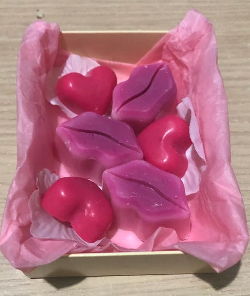 Buy & Sell West Midlands Coventry - Photos for Lips and hearts, candle melts