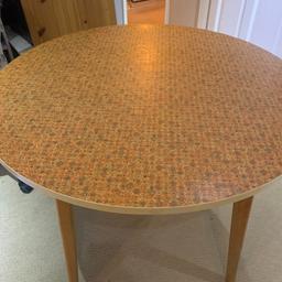 Vintage 1970’s Four Seater Dining Table.

Good Condition, solid legs. Retro patterned formica top.

Comes apart for easy transport.

Will deliver for fuel costs within M60 catchment area.