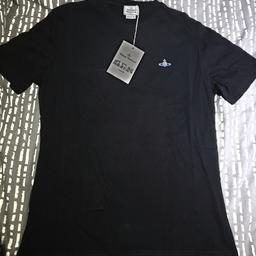 brand new vivienne Westwood t shirt

black

medium

tagged

100% authentic