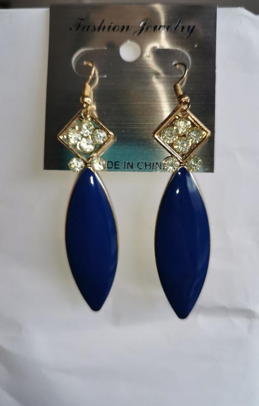 Buy & Sell South West London East Bedfont - South West London - Photos for Earrings