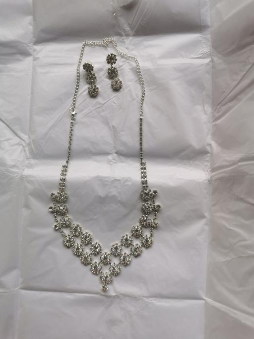 Buy & Sell South West London East Bedfont - South West London - Photos for Diamonds Necklace and Earrings