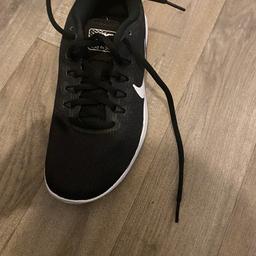 Damen Nike Schuhe neu preis Vorschlag senden