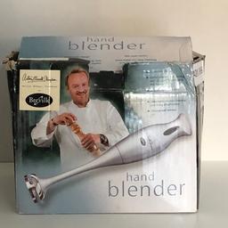 Hand held blender with various attachments 

Box is very tatty and items will need wiping down as it’s been in the back of the cupboard for ages 🙂

Covid Safe and Contactless Collection off Epping High Street CM16 

No posting
