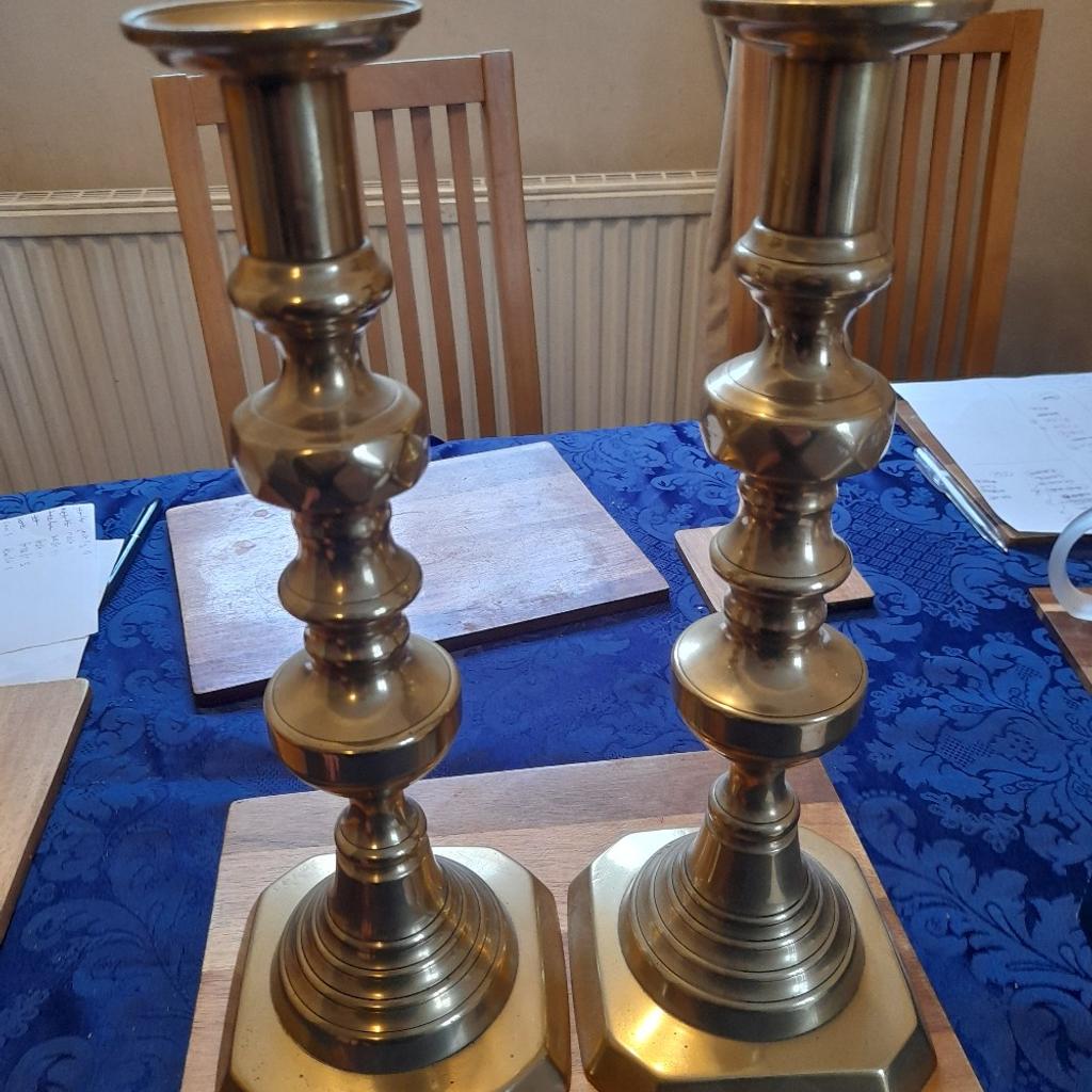 antique Brass candlesticks in Hertsmere für £ 55,00 zum Verkauf Shpock AT