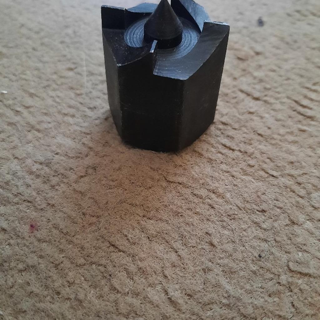 Parkside Wood Lathe pdm 600 (A1) 550w, Germa in B96 Redditch for £99.00