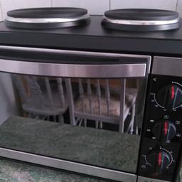 1600 Watt power
Set the timer for perfectly cooked food
Fan assisted oven for evenly-cooked results plus grill.
Defrosts food quickly and hygienically
Double hob.
Only used 3 times.
