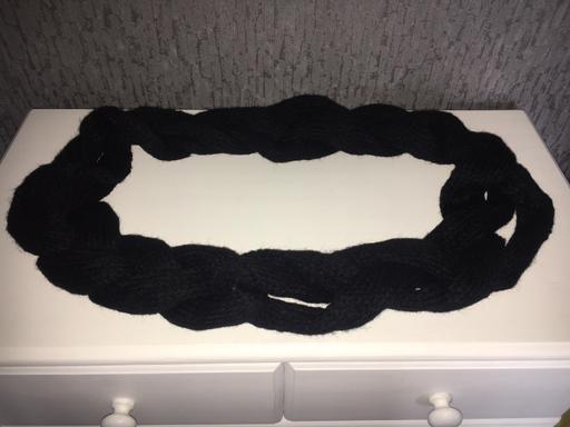 Buy & Sell West Midlands Birmingham - Photos for Black Scarf/Snood New