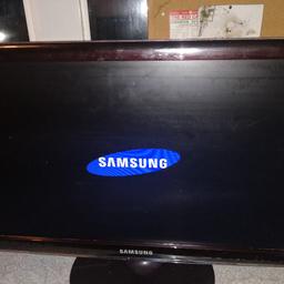 Used Samsung TV, 22 inches. No remote control but it is a touch screen device you can operate the TV from the front buttons. 