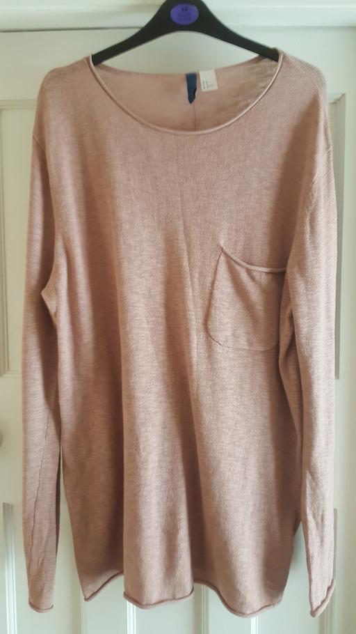 Buy & Sell Lancashire Blackpool - Photos for Unisex pink H&M jumper size M