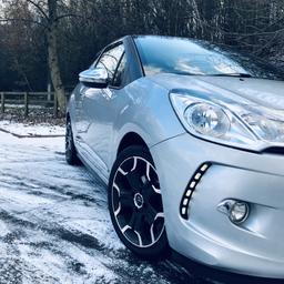 Citroen DS3 Airdream Dsport plus E-HDI
Top spec model, metallic silver with purple roof (the best colour combination)
2014 model on AK63 UBB
HPI clear - previous finance has been settled with proof.
V5, full book pack, service book, receipts all present
2 keys
1 keeper from new
62,850 miles
Turbo diesel
Full service history ( last one completed DEC 2020 at 61,300 miles )
MOT June 2021
ZERO road tax, yes ZERO
New tyres 2020
Air conditioning, cruise control, full unmarked black leather