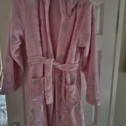Brand new girls dressing gown, sorry no tags. Age 13.