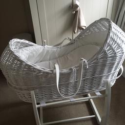 Mamas and papas Moses basket.
White wicker. Comes with mattress and
Cover. Good condition.
From the ‘welcome to the world’ range.
Smoke and pet free home.
Collection only.