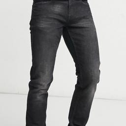 brand new with tags 
slim  fit
size 34/32
faded black