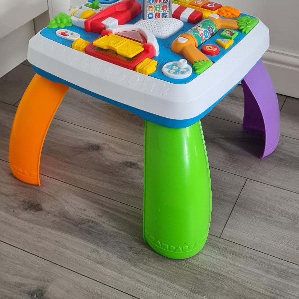 Fisher- Price Activity Table in DY4 Sandwell für £ 5,00 zum Verkauf ...