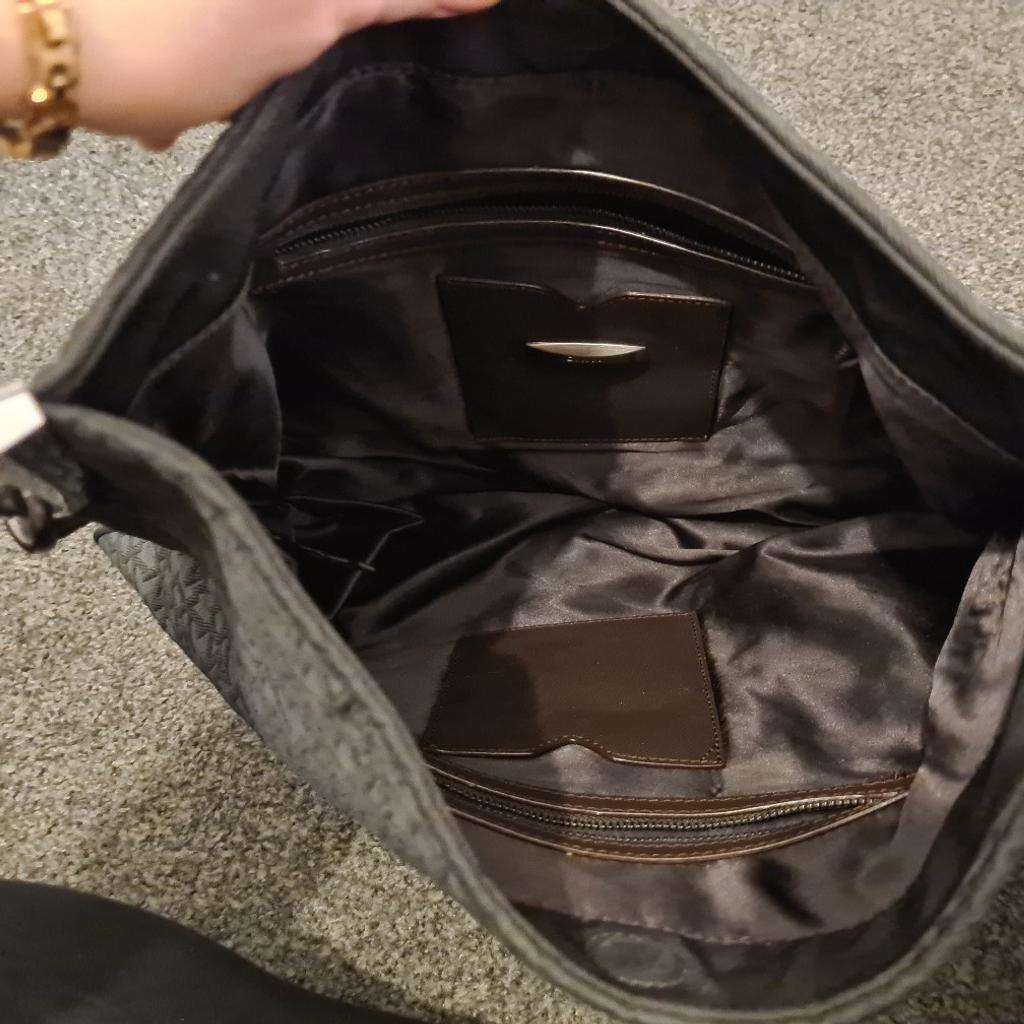 large genuine DNKY bag in SW1 London for £9.00 for sale | Shpock