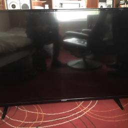 This tv is in perfect used condition as you can see in pictures it works perfect & only 8/9 months old! Comes with remote! Plus built in FREEVIEW also very thin 

NO TIME WASTERS PLEASE 
Collection only